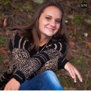 Meet your Posher, Abigail